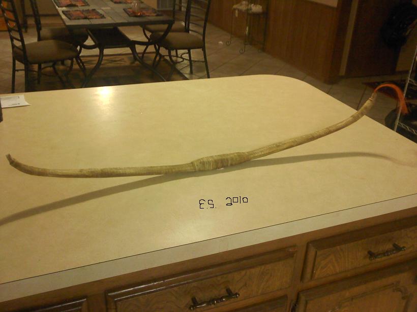 Guys, I bought cow's sinew for bowbacking, but I dont have any idea how to  prepare it for druing and how to dry it properly))))help me please))) :  r/Bowyer